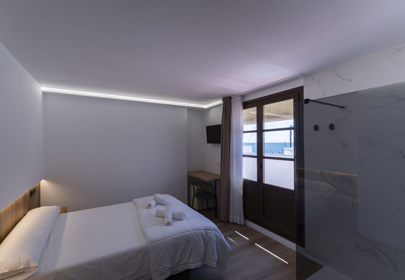 Alquiler por habitaciones en Peñiscola - CASA CASTELL HABITACION CON TERRAZA