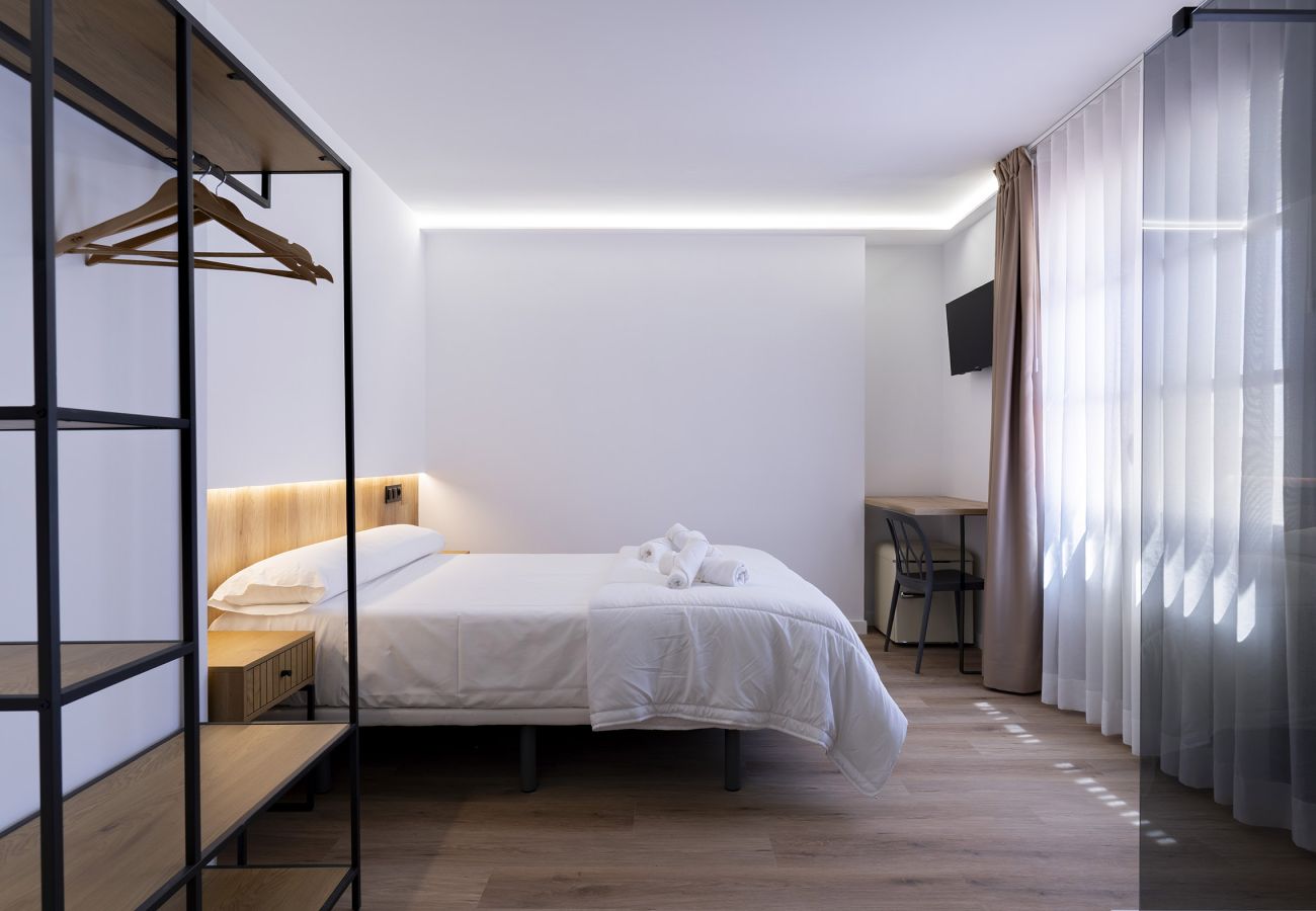 Alquiler por habitaciones en Peñiscola - CASA CASTELL HABITACION CON TERRAZA