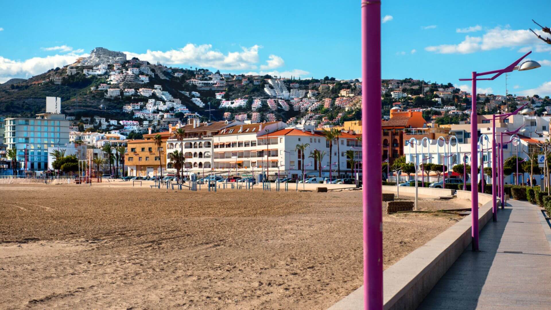 Paseo marítimo de Peñíscola: qué te ofrece y qué encontrarás en él