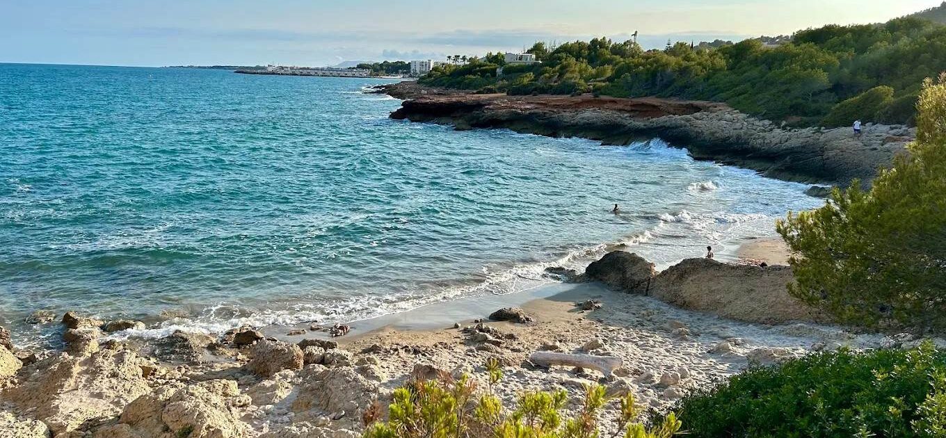 Cala-blanca-en-Alcossebre