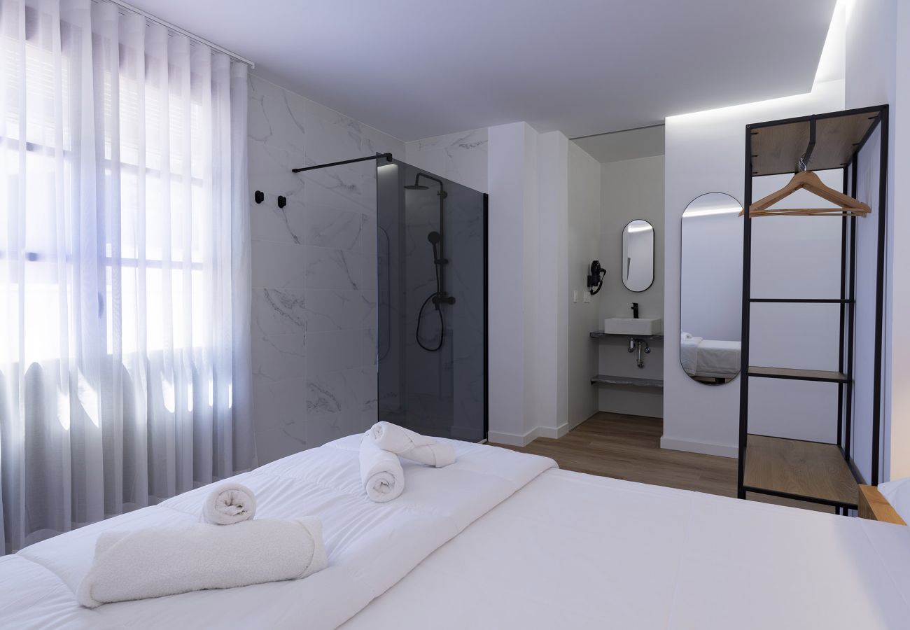 Rent by room in Peñiscola - CASA CASTELL HABITACION CON TERRAZA