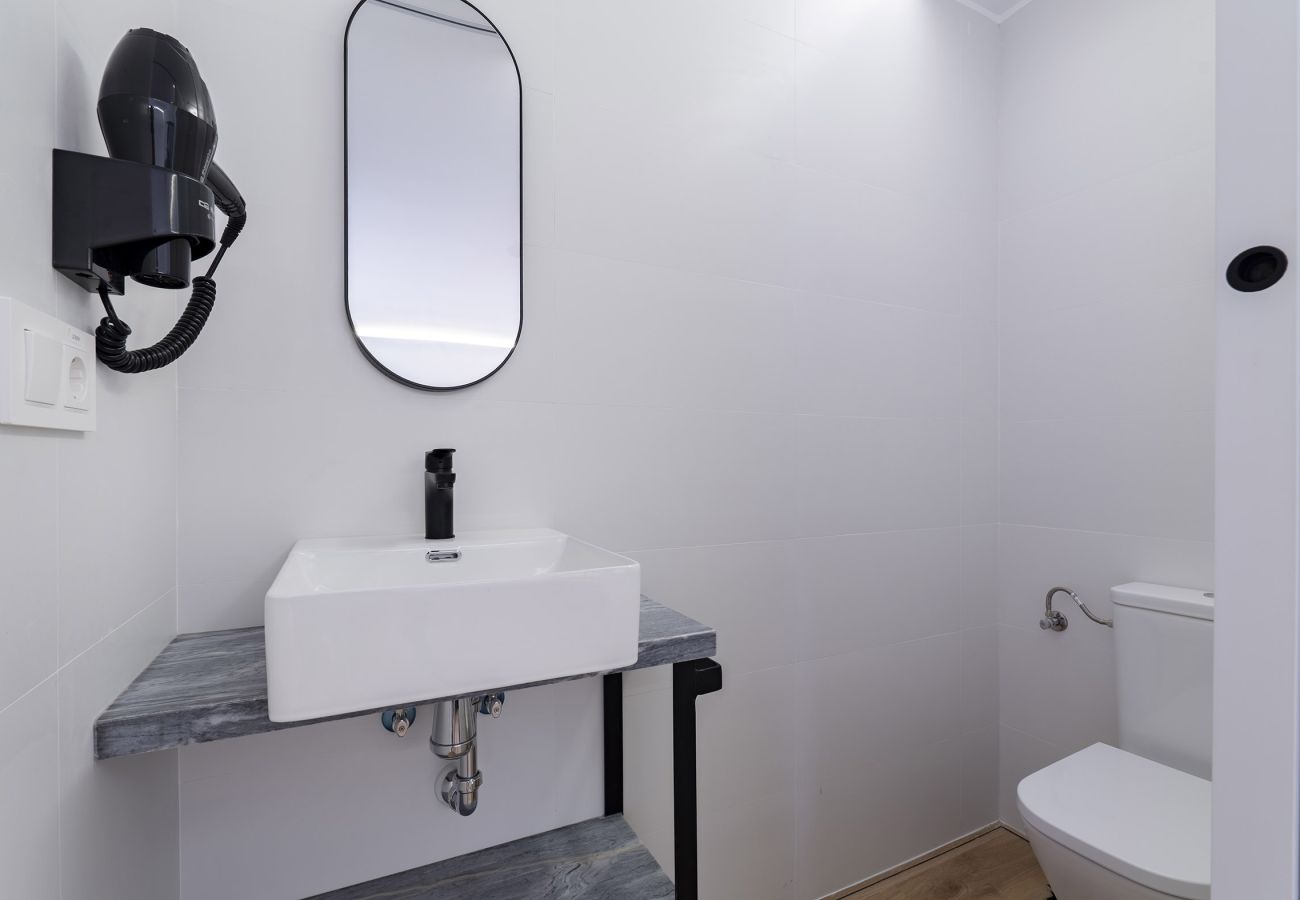 Rent by room in Peñiscola - CASA CASTELL HABITACION CON TERRAZA