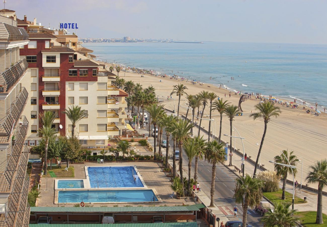 Albatros, piscines, front de mer, plage, famille, enfants